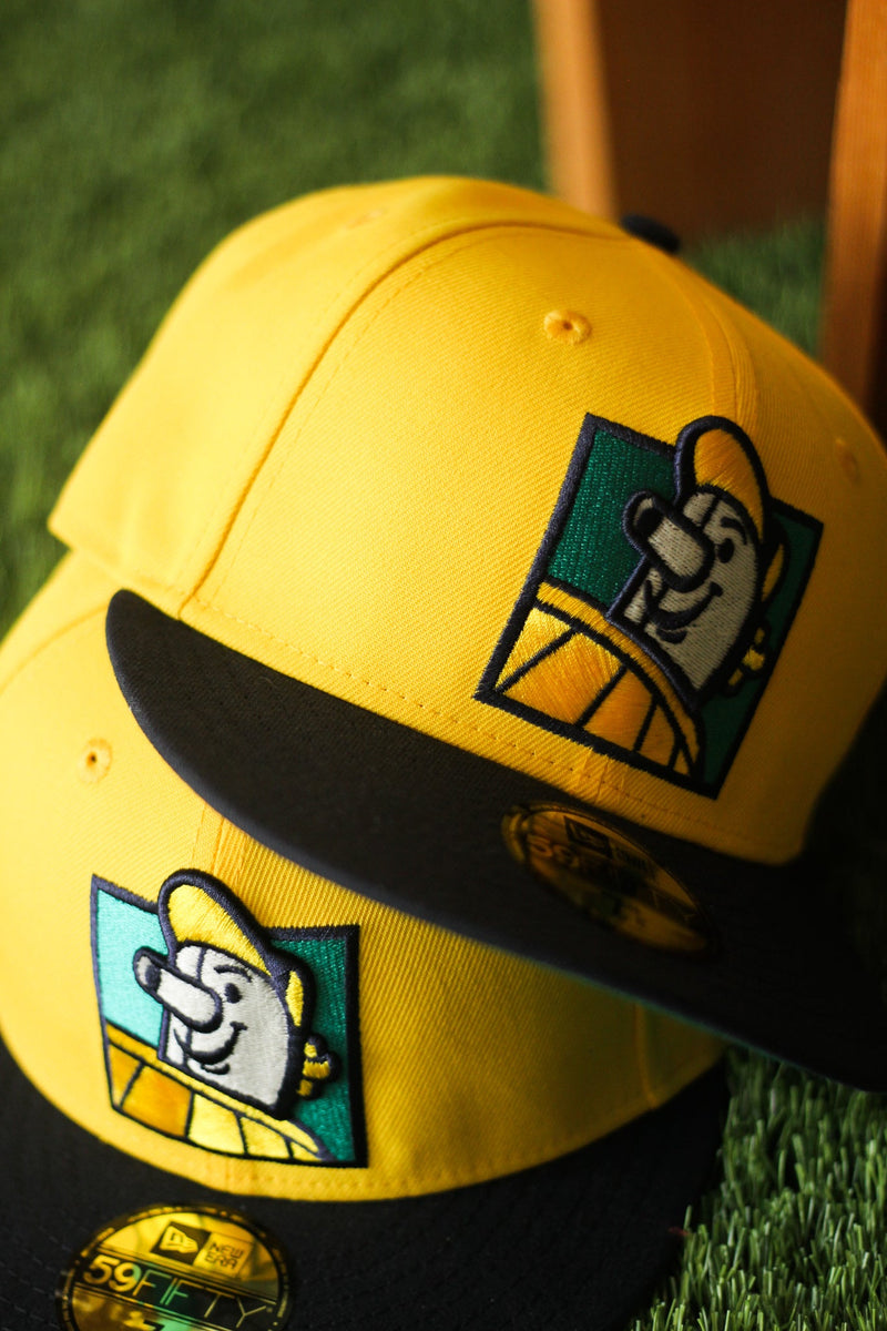 MILWAUKEE BREWERS CANARY YELLOW FITTED W/ GREEN UNDER VISOR