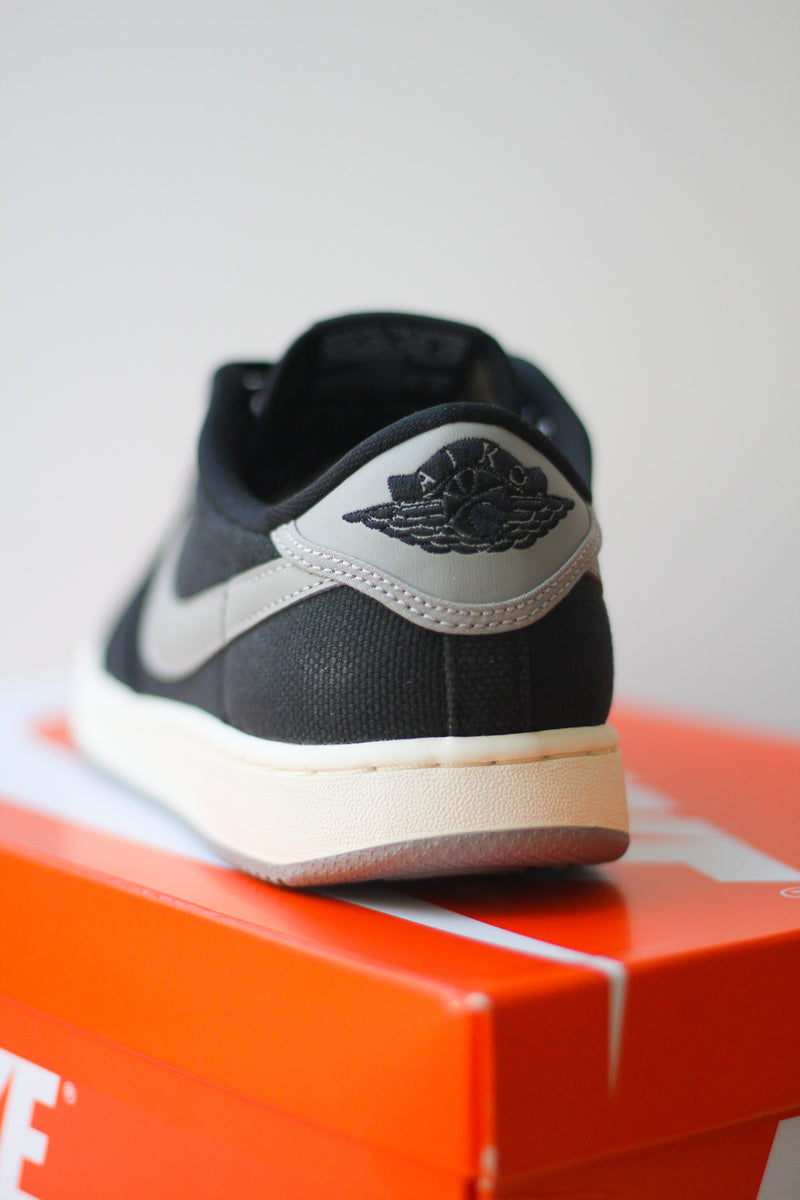 AJKO 1 LOW "MEDIUM GREY"