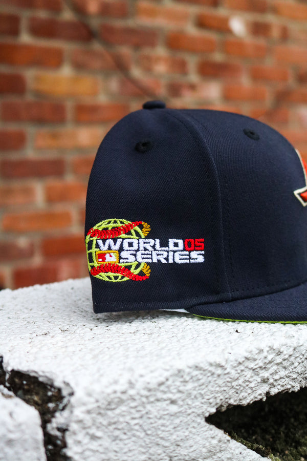 2005 HOUSTON ASTROS NAVY FITTED W/ KIWI UNDER VISOR