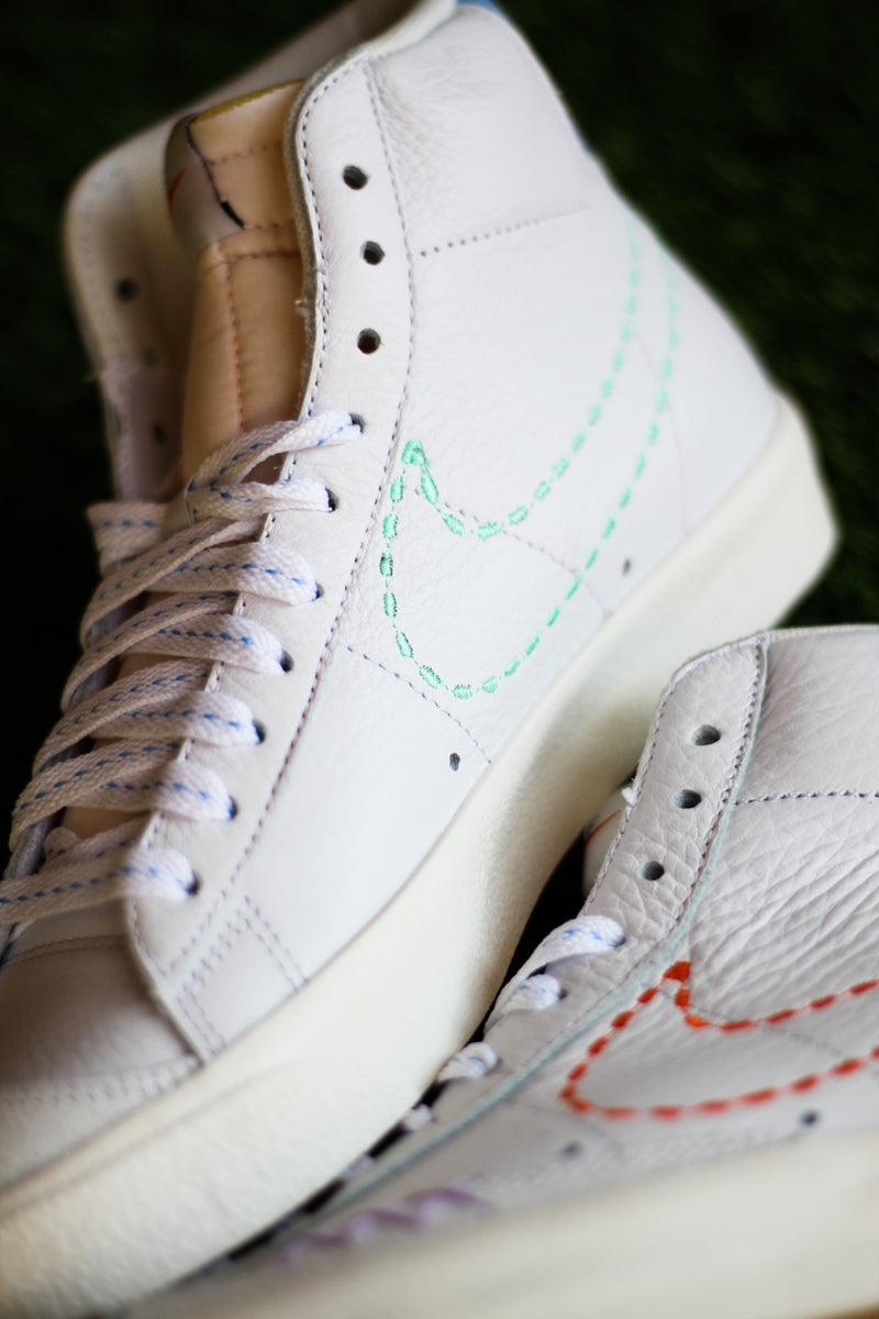 W BLAZER MID '77 "WHITE/SAFETY ORANGE"