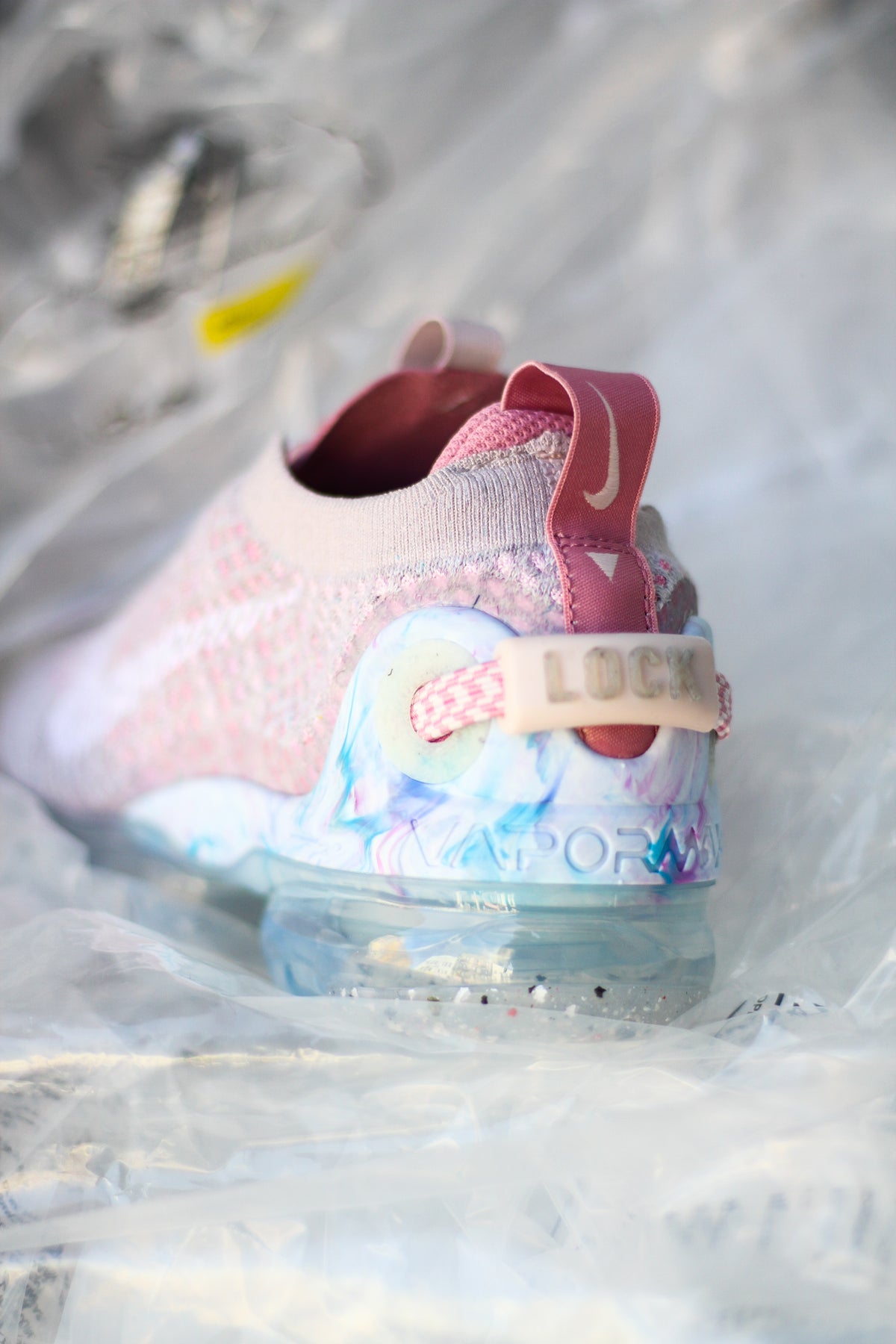 W AIR VAPORMAX 2020 FK 