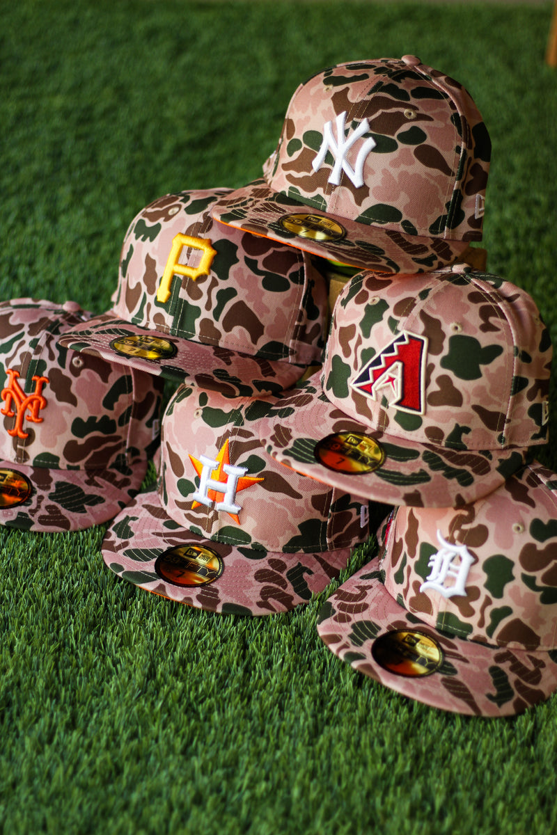 DETROIT TIGERS DUCK CAMO FITTED W/ ORANGE UNDER VISOR
