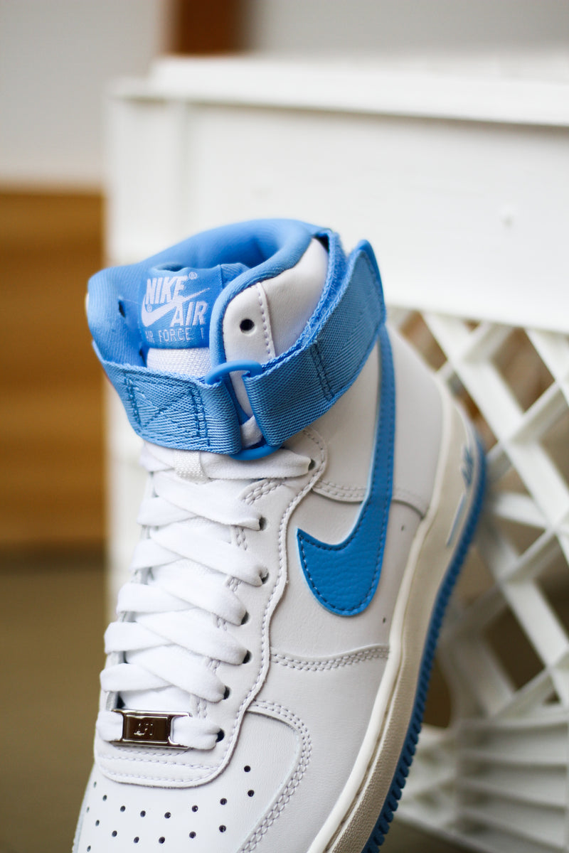 Nike Air Force 1 '07 (White/University Blue) 11.5