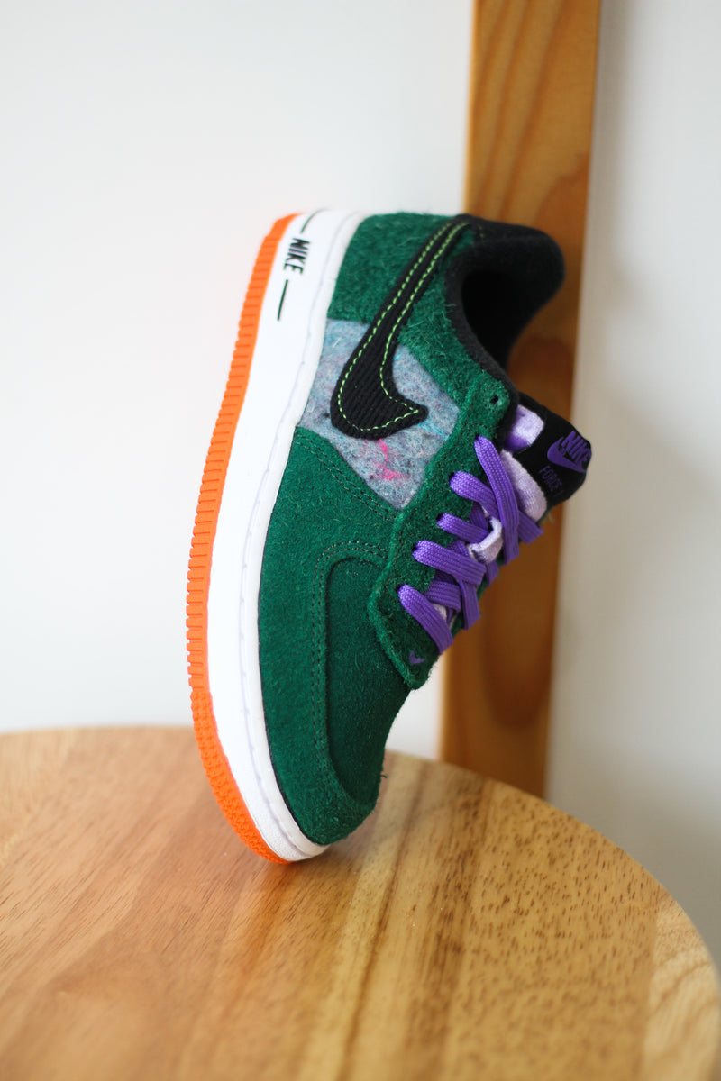 PS Nike Force 1 LV8 - 'Gorge Green/Black' – Kicks Lounge