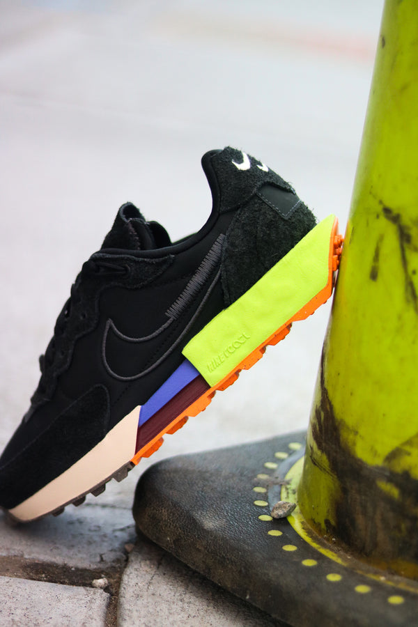 W NIKE FONTANKA WAFFLE "BLK/VOLT"