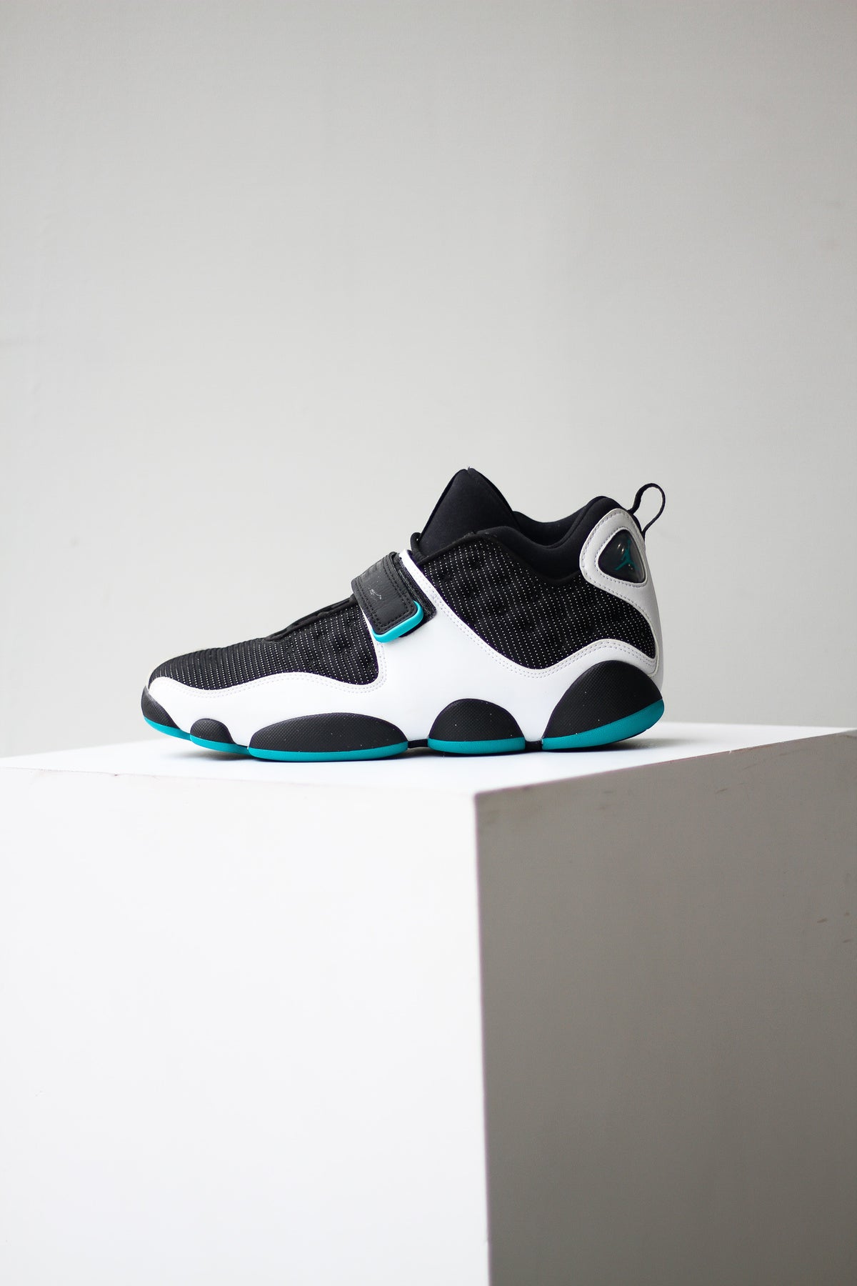 JORDAN BLACK CAT TURBO GREEN Sneaker Room