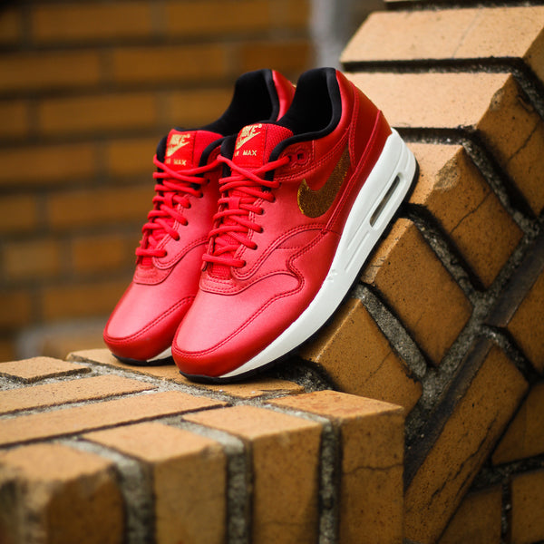 W AIR MAX 1 \